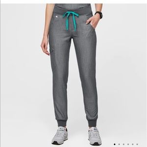 Figs graphite Zamora jogger pants scrubs size Medium